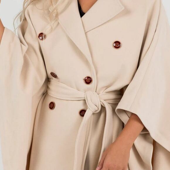 Aleeza Paris Buttoned Cape Size Small - Picture 3 of 3